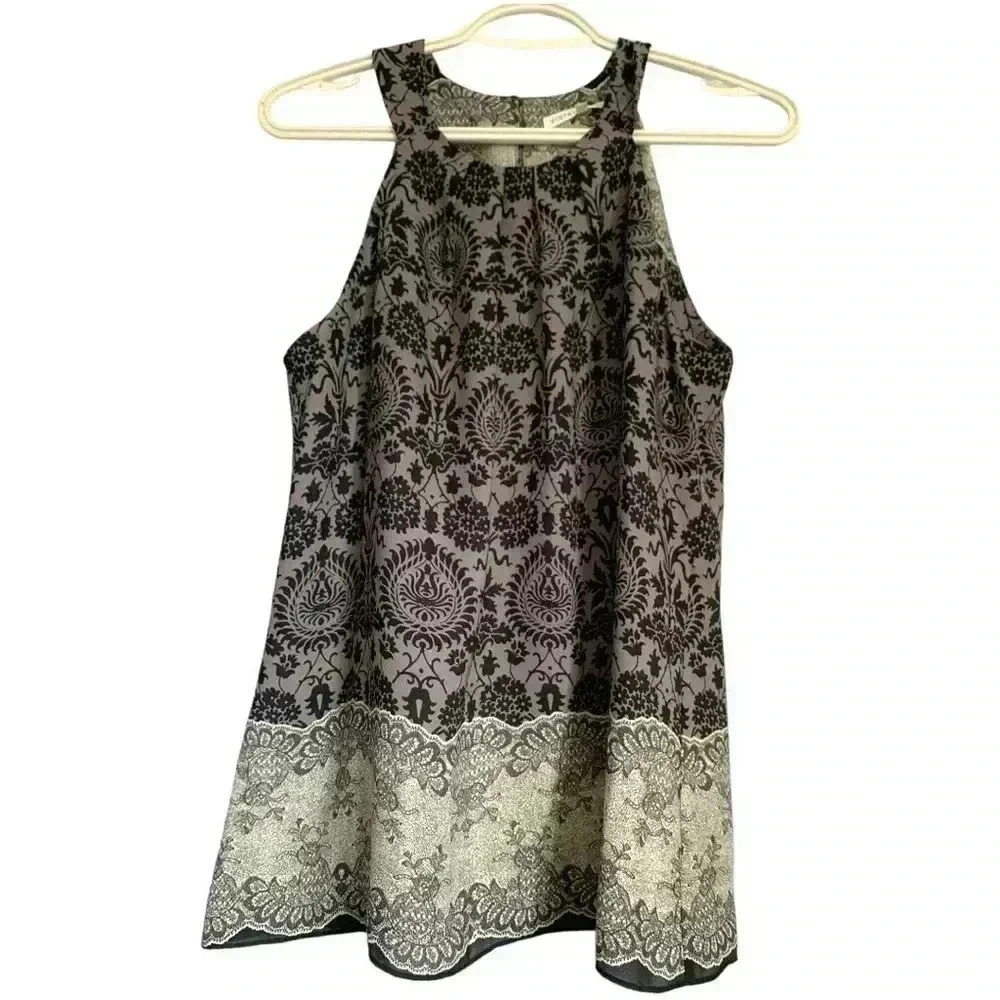 Violet and Claire lightweight tunic with front pleats and back  button closure